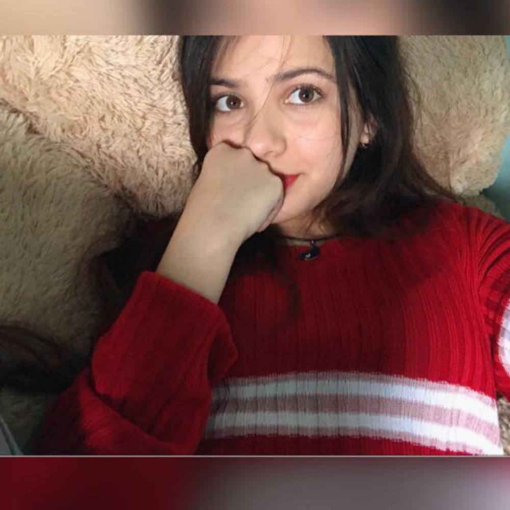 Meet your Posher, Majo